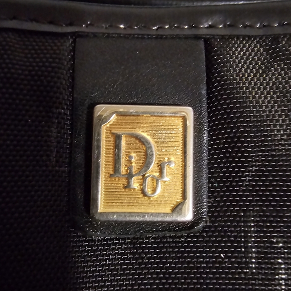 Vintage Dior clutch turned into a crossbody. - Picture 5 of 6